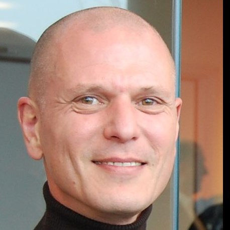 Dr. Emmanuel PINTO