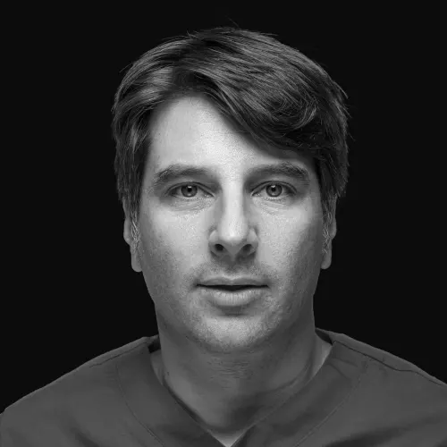 Dr. Alexandre TZOVAIRIS